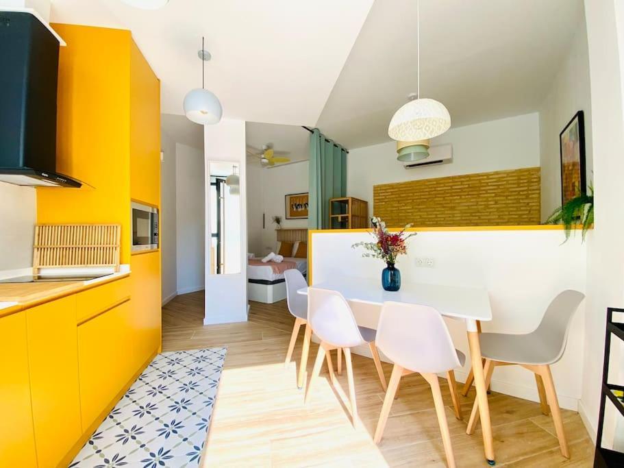 ולנסיה Bajo B - Design & Comfort In Ruzafa Soho מראה חיצוני תמונה